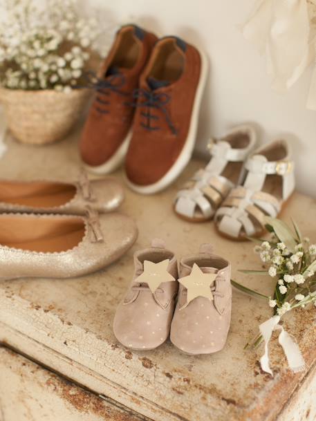 Sandalias de piel para bebé niña primeros pasos beige irisado+BLANCO CLARO LISO CON MOTIVOS+fucsia 