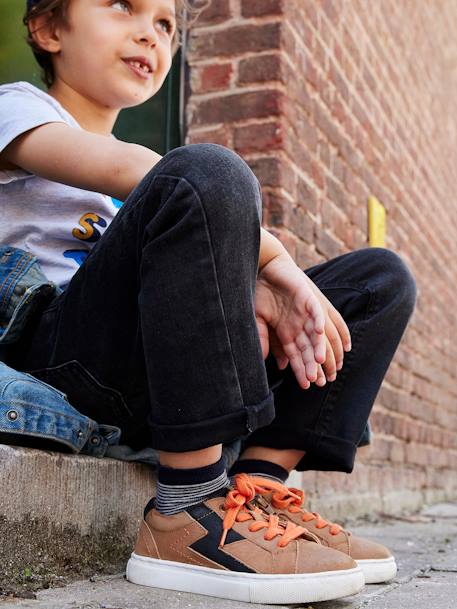 Zapatillas de piel con cordones y cremalleras, para niño MARRON MEDIO LISO CON MOTIVOS 