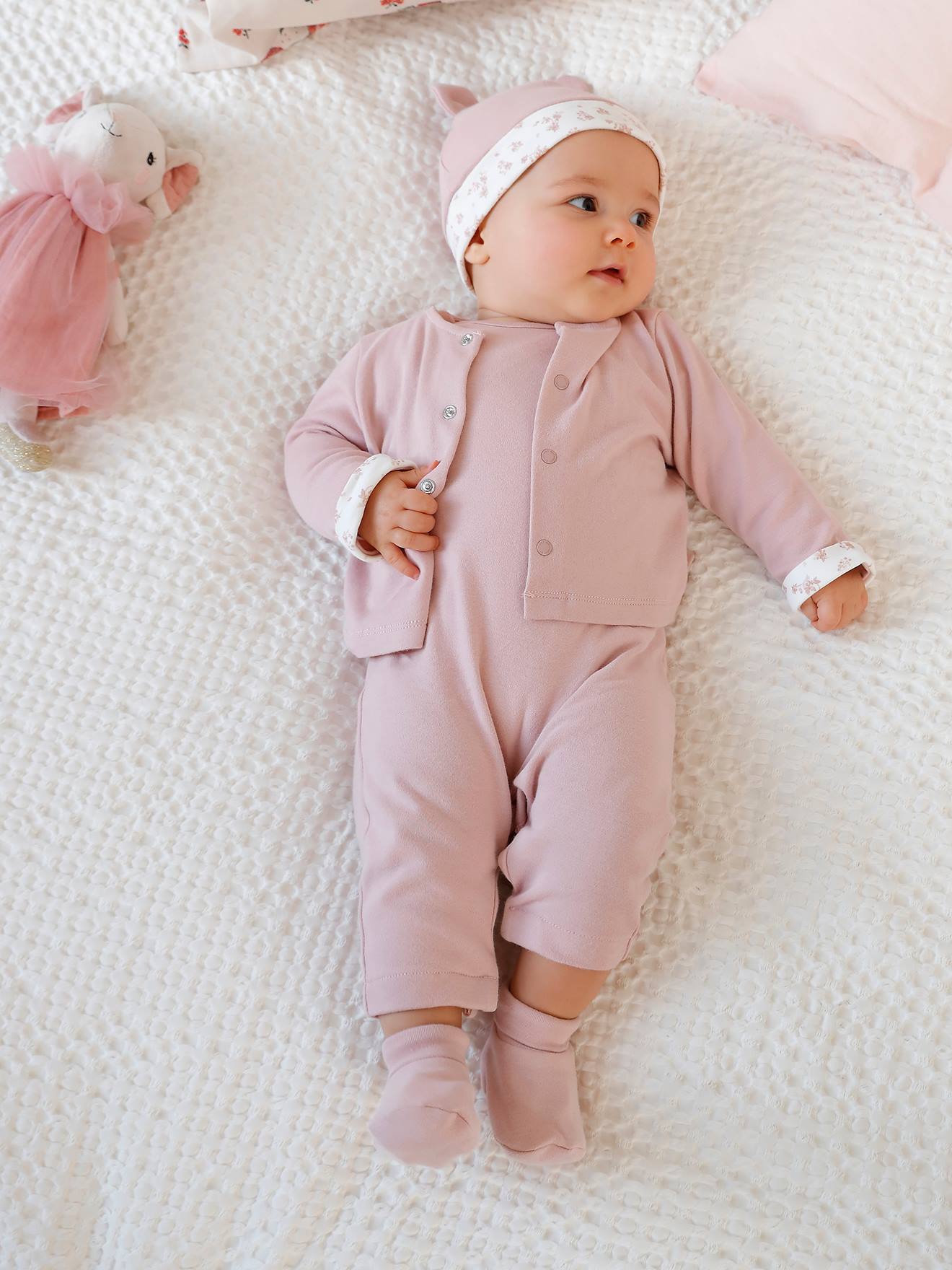 Ropa para bebe online prematuro niña