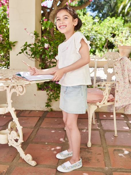 Camiseta con bordado «adorable» y manga corta con smocks para niña crudo 