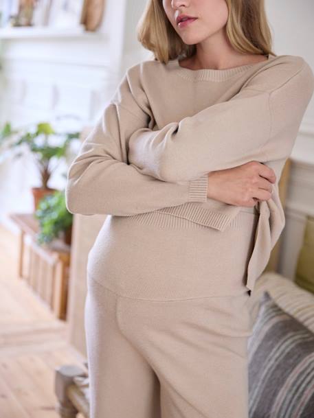 Conjunto de 2 prendas homewear para embarazo beige maquillaje 