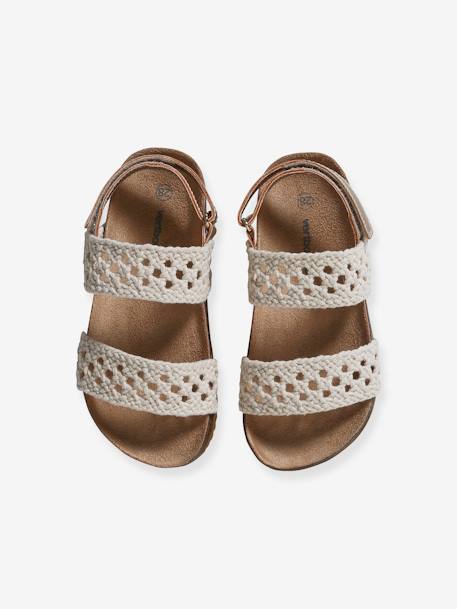 Sandalias infantiles con cierre autoadherente y efecto ganchillo beige 