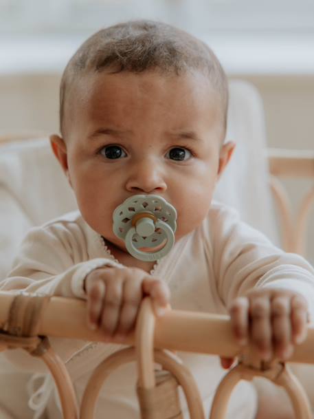 Lote de 2 chupetes tetina BIBS Bohème, tamaño 2 de 6 a 18 meses azul+beige+melocotón 