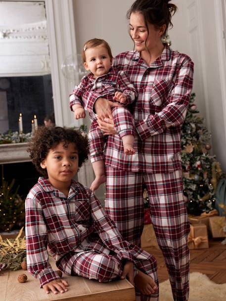 Pijama navideño a cuadros bebé Colección cápsula Familia cuadros rojos 