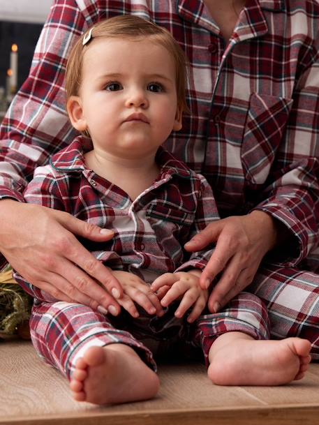 Pijama navideño a cuadros bebé Colección cápsula Familia cuadros rojos 