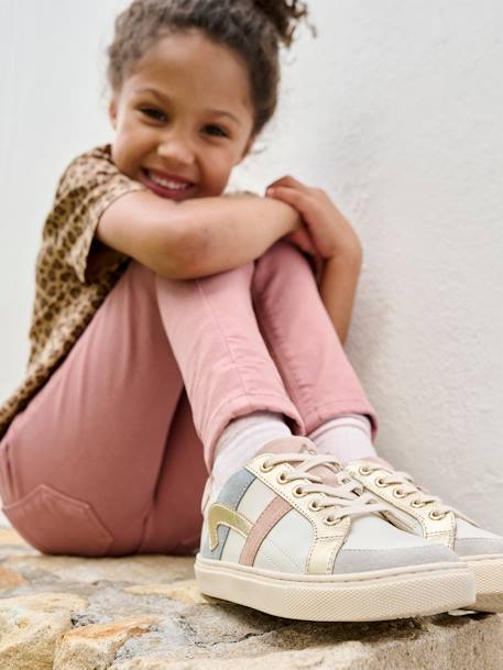 Zapatillas infantiles de piel con cordones y cremallera crudo 